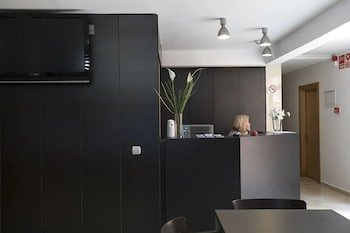 Bardon Aparthotel