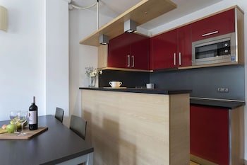 Bardon Aparthotel