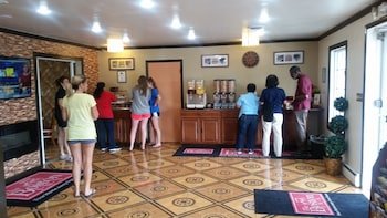 The Boston Inn