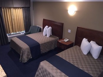 Walnut Inn & Suites