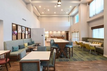 Hampton Inn & Suites Cincinnati Liberty Township