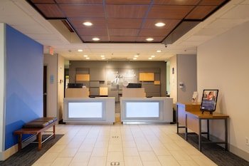Holiday Inn Express Hotel & Suites Dayton - Huber Heights