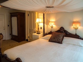 Homestead House Bed And Breakfast