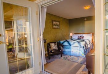 Rae Leigh Heights B & B