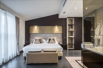 Winter Garden Hotel