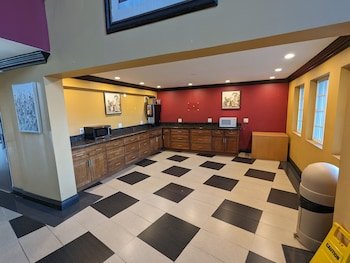 Valley Inn & Conference Center