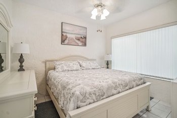 Banyan House Vacation Rentals