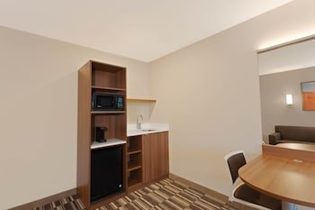Microtel Inn & Suites by Wyndham Windham