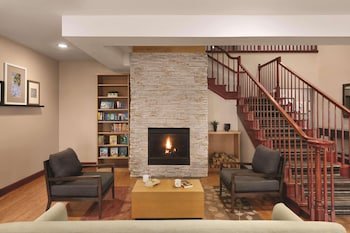 Country Inn & Suites by Radisson, Willmar, MN
