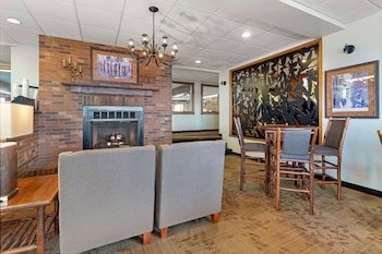 Best Western Plus Concord Inn