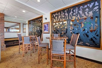 Best Western Plus Concord Inn