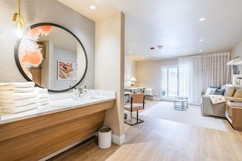 The Bentley Hotel
