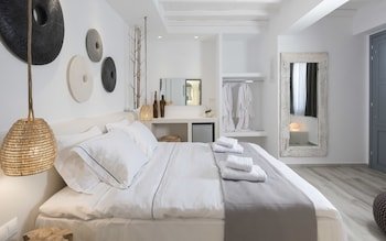 Iliada Suites