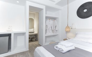 Iliada Suites