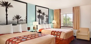 Super 8 by Wyndham Indio