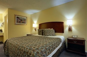 Americas Best Value Inn Comanche