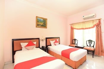 Super OYO Capital O 93996 Hotel Global Airport Juanda