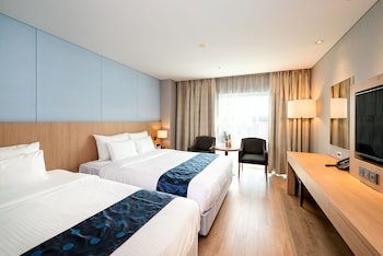 Militopia Hotel