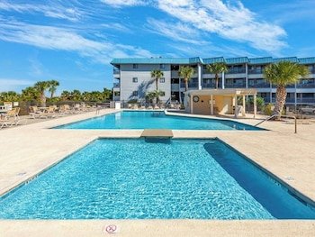 Savannah Beach & Racquet Club