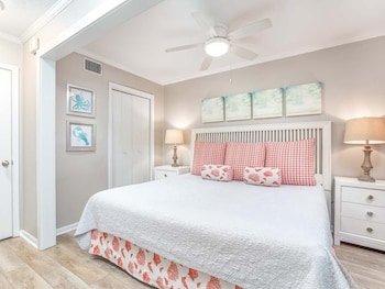 Savannah Beach & Racquet Club