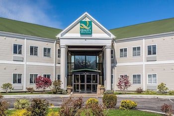 Quality Inn & Suites Middletown Newport