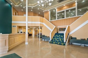 Quality Inn & Suites Middletown Newport