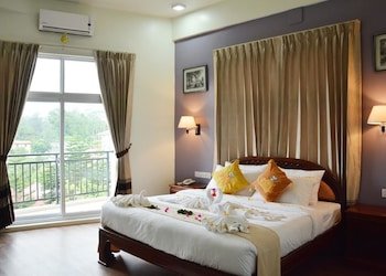 Nwe Waddy Hotel