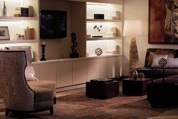 Renaissance Boulder Flatiron Hotel