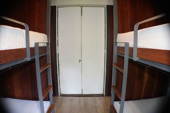 Kakatua Hostel