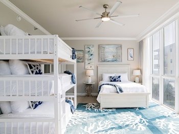 Oceania by Meyer Vacation Rentals