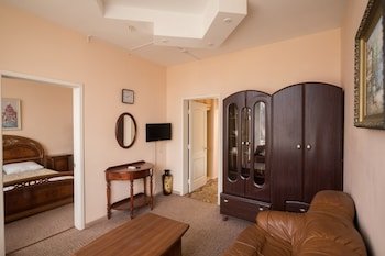 Akatsiya Hotel