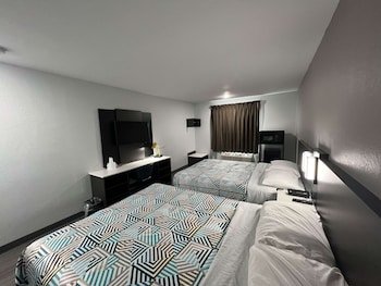 Motel 6 Altoona, IA - Des Moines East