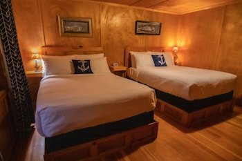 Anchor Inn Resort