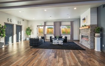 Manson Bay Suites