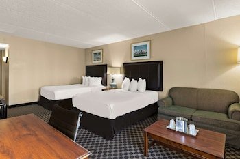 Radisson Hotel Cleveland Airport West