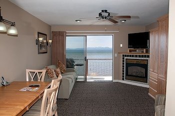 Beachcomber Inn