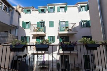 Korta Apartments