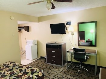 Thunderbird Inn