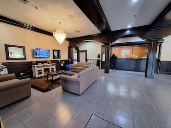 Trident Inn & Suites