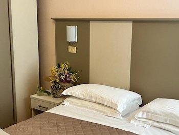 Aura Living Hotel
