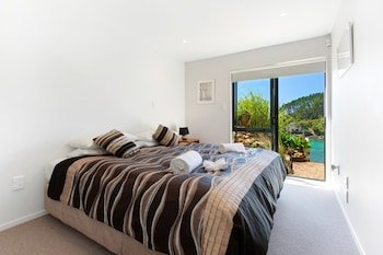 Beachfront Enclosure Bay