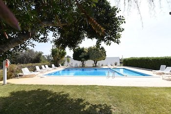 O Monte Dos Avos Village