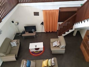 Cacao Lodge