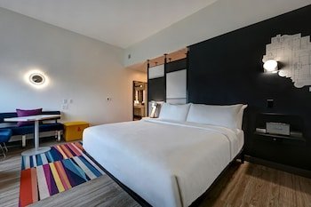 Aloft Mooresville