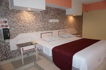 Hotel Rio Inn