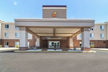 Comfort Suites
