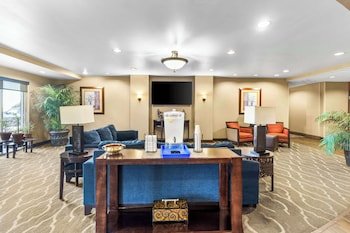 Comfort Suites