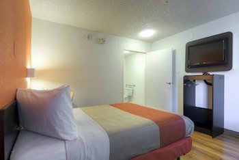 Studio 6 Suites Las Vegas, NV - Tropicana