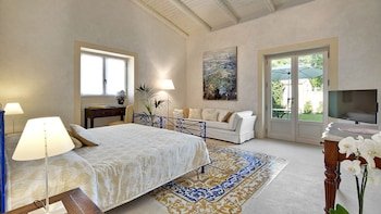 Donna Coraly Resort