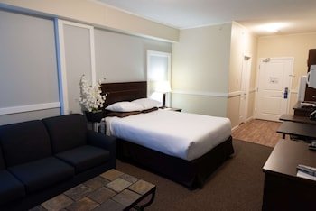 Days Inn by Wyndham Lamont